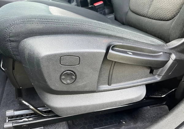 BMW Seria 2 cena 52900 przebieg: 226680, rok produkcji 2018 z Goleniów małe 781